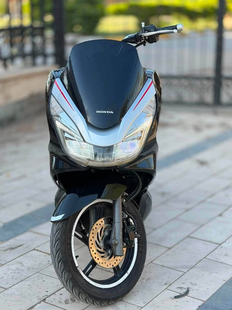 دراجة بي سي اكس pcx  ياباني جيل الثاني  للبيع خير من الله مكينه وكهربائيات السعر
 مليون و700 وبيهة مجال   -***********
