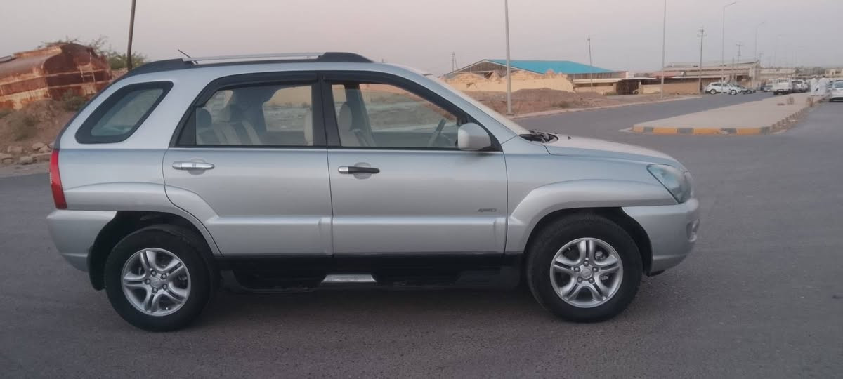 كيا سبورتج موديل 2006
محرك 6سلندر حجم 2700 

محرك شرط لا تنقيص ولا تبخير 

كير شرط صدر شرط. سياره جاهزه من كلشي 

رقم صلاح الدين الماني شرط تحويل والغرامات 

سياره بيها ربع قطعه صبغ والباقي مكفول 

للبيع او المراوس يرهم حسب الاتفاق 

مكاني صلاح الدين بيجي الشراي يتصل 

***********
