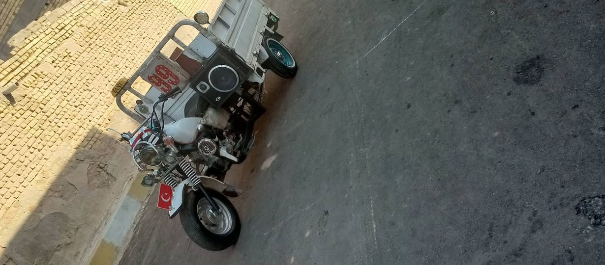 السلام عليكم شباب ستوته للبيع موديلك 15 كل نقص ما بيه ماكينه ما مفتوحه السعر 1,600 وبيها مجال***********
