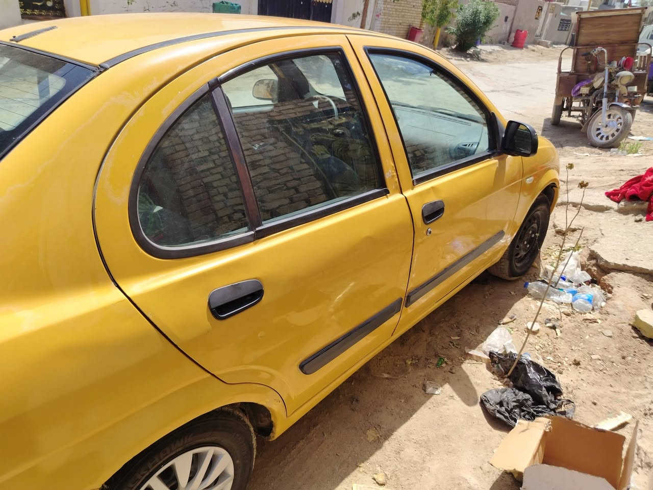 سلام عليكم سيارة طيبة 2015 مكفولة كير مكينة حدادية بيها ضربة بالجاملغ تخم تاير عنوان ديوانية حي الوحدة الثانية تحويل ثاني يوم السعر 30 وبيها مجال شي قليل الرقم ***********
