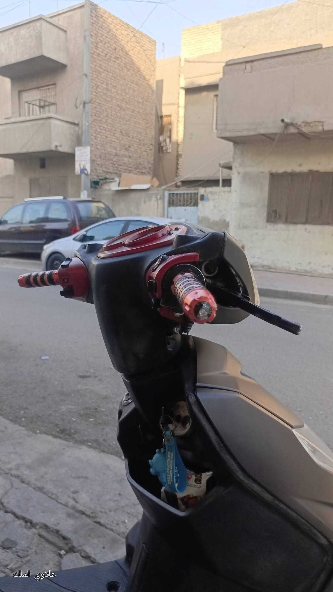 سكنس فحل
مكينه مكفوله
كلجات رياضي
كفر كله اصلي
زوج تايرات جدد جلاتين
صدر امامي خلفي جديد
كهربائياات كلها شغاله
يدات بريك رياضي
عضمات سكليتر كرزي رياضي
سعرها 700وبيها مجال 
***********
***********

