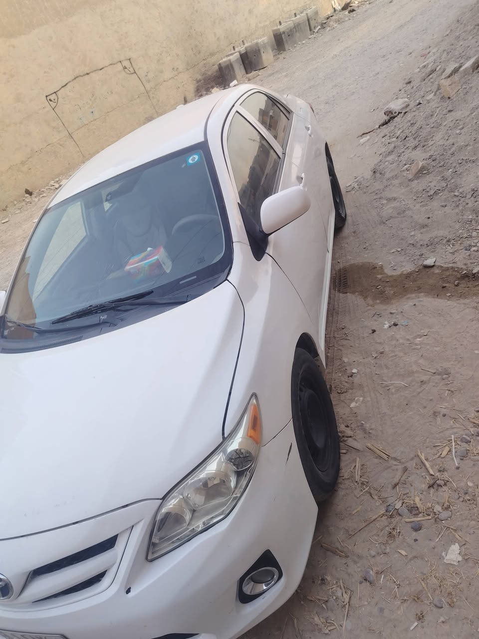 السلام عليكم كورلا 2009 وارد أمريكي بيه   البنيد مصبوغ من امريكا والباقي ليبل واحد كير ومكينه جدد محرك 1800 رقم صلاح الدين تحويل مباشر سنويه لل 28  لا اتصال *********** السعر 103 وبيه مجال قليل ترهم مراوس حسب القناعه مكاني سامراء
