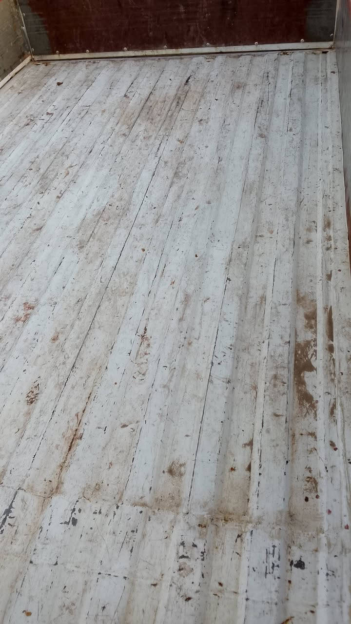 السلام عليكم كيا حمل موديل 96 رقم بغداد الماني الثانويه ل 28 تحويل مباشر سياره مقفوله كفاله عامه مكان السياره بغداد ابو غريب السعر اتصل ***********
