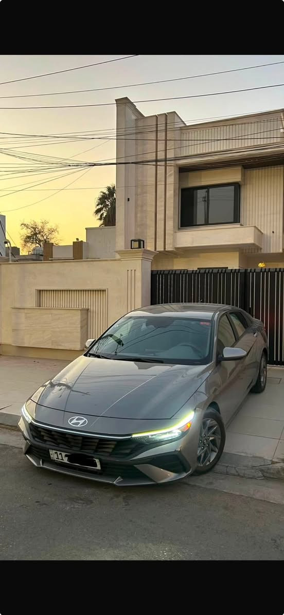 للبيع | Hyundai Elantra 2024 SEL 🇺🇸
🔹 هيونداي النترا 2024 SEL🔹 وارد أمريكي 🇺🇸  رقم بغداد محرك 2.0 دوش بانزين  ممشى السياره 42 الف mi فقط وقابل للزياده 
المواصفات:
تشغيل عن بعد 
البصمه الكبيره 
شاشة متصلة (عداد ديجتل + شاشة وسطية)
تدعم 
Apple CarPlay & Android 
.كاميرا خلفية أصلية
.خرائط Navigation
.تبريد مناخين منفصل 
مثبت سرعة تفاعلي  
✅ نظام المحافظة على المسار (Lane Keep Assist)
✅ نظام التحذير من 
الاصطدام الأمامي
اوتو بريك 
تحذير الخروج عن المسار
تحكم ستيرن  جهتين
مرايا تحكم كهربائي 
ويل   ألمنيوم أصلية رصاصي 
✅ إنارة LED نهارية
:ضرر السياره :
الضرر دعاميه  خلفية فقط  بيها قطعتين كلير امريكا جاملغ خلفي وباب فقط، 
صور الحادث موجوده 
لا شاصي لا لغد السياره
 ( بجم كبس )
جميع الايرباك سليم
كتلوك السياره موجود 
السعر :160$ وبيها مجال بسيط 
للتواصل : ***********
