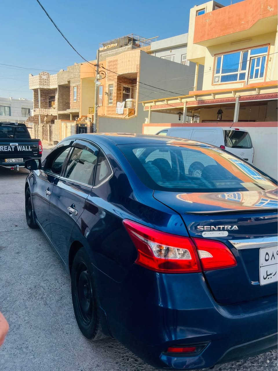 ئەم سینترایە جوان خاوینەمان هەیە بؤ فرؤشتنە مؤدیلی 2019یە گیر و مەکینە و تەبرید سارد و گەرم بەشەرتە نەکرایتەوە ئەم سەیارەیە 52 هەزار مایل رؤیشتوە رەقەم و سەنەوی ئەم سال بەسەروەجوە بەناو کردن و تەحویل کردن بەشەرتە 900 هەزار غرامەی لەسەرە لەپاش معامەلەی بؤت دەگەریتەوە پشت و پیشی کەپسە لیدران یەک جاملغی پشتەوەی هەیە دەرگای پشت سەکن یەک بست ناو توکمەی گرتوە بئ ایرباگ لە وینەکە دەست نیشانم کردوە لەگەل دەرگای سەکن و پشت سەکنی PDR بؤ کراوە سەیارەیەکی هەتا بلیی جوان و جەئیزە بئ مەسروفە 4 تایەی نویی بؤی بەسترەیە سەقفیشی وەکو شوشەیە بەبئ سبوغ و ساردەکوتو مەحەجون و کەلبونەوەیە هەمووشتی لەسەر دەقی شەریکە مایتەوە قفلی سعری 105 وەرەقە بؤ زانیاری زیاد تر پەیوەندی بەم ژمارەی خوارەوە بکە *********** واتساپ عینوان ئەم سەیارە لە هەولیرە _ اربیل أربيل, العراق

