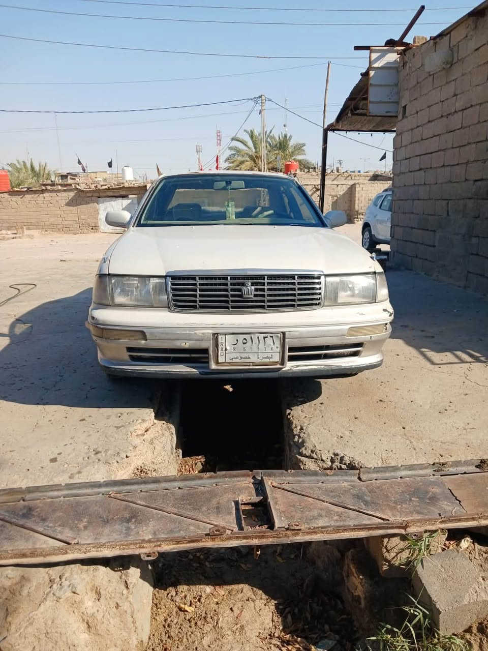 السلام عليكم  كراون بطه  موديل ١٩٩٣ بصره فصل كفاله من الكص ونقل جثه وعيب الشرعي مكينه ٢٥٠٠ ديلكو كير جديد  السعر ٤٧ العنوان بصره جبيله رقم الهاتف ***********
