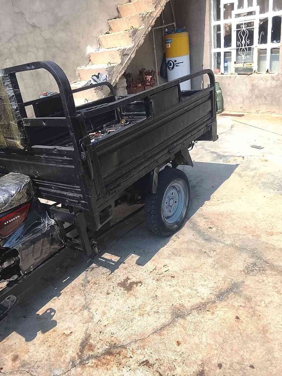 هذا ستوت للبيع  سعر مناسب ، من نوع قدایم شاصی قوی مال حمل حديد سیمنت
شرای یا خابر   ***********
