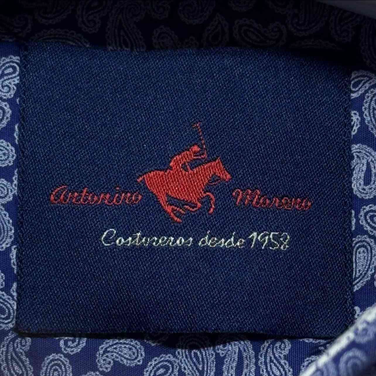 قميص Antonino Moreno اورجينال نضافة100‎% ‎

قياس : XL

ماركه اسباني

غير مستخدم

———————————————-

يوجد توصيل 🚚 ( بغداد - محافظات العراق )

☎️رقم الهاتف : ***********

للحجز - دايركت

نص مكتوب في الصور:
- Antonino Moreno قياس : XL
- Antonino Moreno