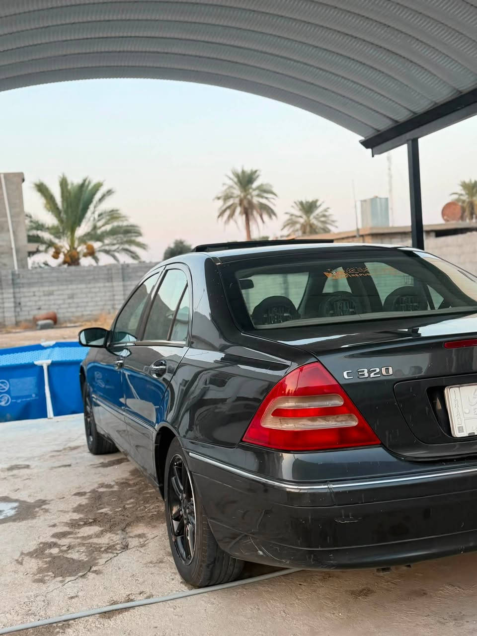 السلام عليكم مارسدس c320
موديل 2002 سياره مابيها اي نقص تبريد شغال شاشه محرك وكير مكفولات سعرها 64 وبيك خير وتدلل ماكو هيج سعر والله 
مكاني السياره بغداد/ تاجي 
***********
