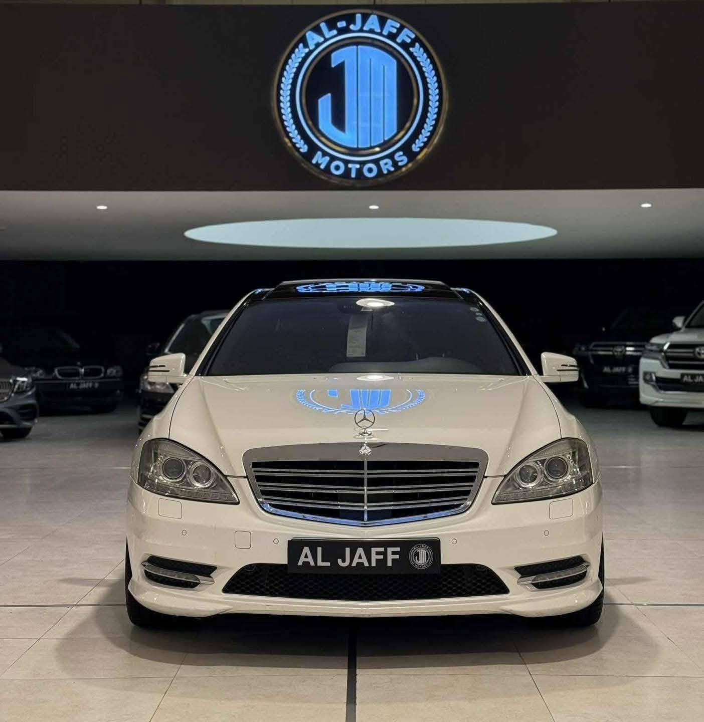 ‏‎ للبيع فقط Mercedes Benz *********** S350 AMG 
‏‎‏ Mercedes Benz S350 AMG
‏‎اخوان السيارة استلام شركة مارسيدس يعني و كاله خليجي صفر شركه باجگر ضمان دولي  سوجين 
........................................
‏‎مكفوله مابي اي نقص كفالة عامه من دعاميه لي دعاميه گير محرك كلش بشرط من الشدوخ من الحادث والصبغ
الرصعات داخل قرميطي السياره بحالة الوكاله
‏‎

سيارة فول مواصفات 

‏‎موديل 2012 صفر شركة اربيل
‏‎ماشيه 150الف كيلومتر حقيقي
‏‎سيارة بلادي AMG
‏‎کشنات جلد
‏‎كشنات خلفي امامي كهرباء  وتدفئه وتبريد
‏‎كشنات مساج
‏‎كشنات ٤ ميموري
‏‎بانوراما
‏‎ثلاجه بلادي
‏‎ناظور ليلى
‏‎ويل AMG بلادي 
‏6 سيدي جنجر
‏‎ديفيدي خلفي وشاشات عرض 2
‏‎ريموت كونترول داخلي
‏‎لايتات زينون اوتو
‏‎نظام اناره عالي ناصي ولاياتات تصعد وتنزل ويمين ويسار حسب اتجاه السياره وحركتها اوتوماتيك
‏‎حساس مطر اوتو
‏‎تحكم ستيرن
‏‎صندوق شفط
‏5 بردات كهرباء
‏‎تبريد قطعتين ويه التكم
‏‎ميز طعام 2
‏‎مرايات تعتيم اوتو
‏‎دبلات تعلى وتنصى تحكم داخلي ب 3 انظمه عالي ومتوسط وسبورت
3 انظمه سياقه سبورت وعادي وكستم
‏‎نظام دخول وخروج السايق من المقعد الامام
‏‎مري شفط
‏‎تجوات كهرباء
12 سماعه هارمان كارديون
14يرباك
‏‎حساس امامي خلفي
‏‎كاميره خلفيه
‏‎باب شفط 
‏5 أبواب وجنطه بصمه
‏‎تشغيل بصمه
‏‎شاشه تسجيل دواره
‏‎تحكم بالبانوراما والأبواب والبردات من خارج السياره
‏‎السياره s class بلادي خليجي
‏‎اناره 3 الوان
‏‎ناظور ليلي رادار امامي
‏‎باقي  المواصفات معروفة 
‏‎‏‎رقم سليمانيه  رقم و سنويه جديد بي اسمي
‏‎‏‎شرط تحويل نفس اليوم
‏‎‏‎مكان السياره اربيل 
سعر السياره 260 ورقه وبيها مجال الشراي 
رقم صاحب سيارة : ***********
