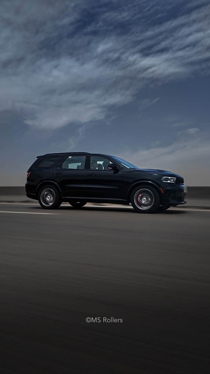 Dodge Durango R/T Plus TOW N' GO
دوج دورانكو ار تي پلس تو اند كو
فول مواصفات واعلى فئة بالدورانكو ١/١
الموديل : ٢٠٢٤
المحرك : ٨ سلندر ٥٧٠٠ هيمي
الممشى : 28 الف ميل فقط
وارد امريكي كلين تايتل
رقم - اربيل بسمي سنوية
المواصفات :
فتحة سقف ( سلايد )
سقف شاموا
داخل السيارة مطعم كاربون فايبر ( forged carbon )
رادار امامي مانع تصادم
رادار خلفي مانع تصادم
رادار تحديد المسار + كروز كونترول متكيف مع الشارع
نقطة عميه
بهاي الفئة الراديتر يكون حجمه اكبر من الراديتر مال النسخ الثمانية سلندر العادية يتحمل حرارة و ضغط اكثر
الدبلات نفسه دبلات نسخه ال SRT
ويل ٢٠ + بريكات بريمبو نفس ال SRT
فتحات البنيد
حساسات امامية + خلفية
صندوق كهربائي
مقاعد جلد + كنتارا + هيتر + تبريد + خزن 

مقاعد خلفية VIP
harmon/kardon نظام الصوت
eco + sport + track + Tow + Snow تحكم وضعيات القيادة
ستيرن هيتر + شفتات ستيرن
شحن وايرلس
كار پلي وايرلس + اندرويد اوتو
مكان بغداد رقم الموبيل ‭***********
السعر 410
