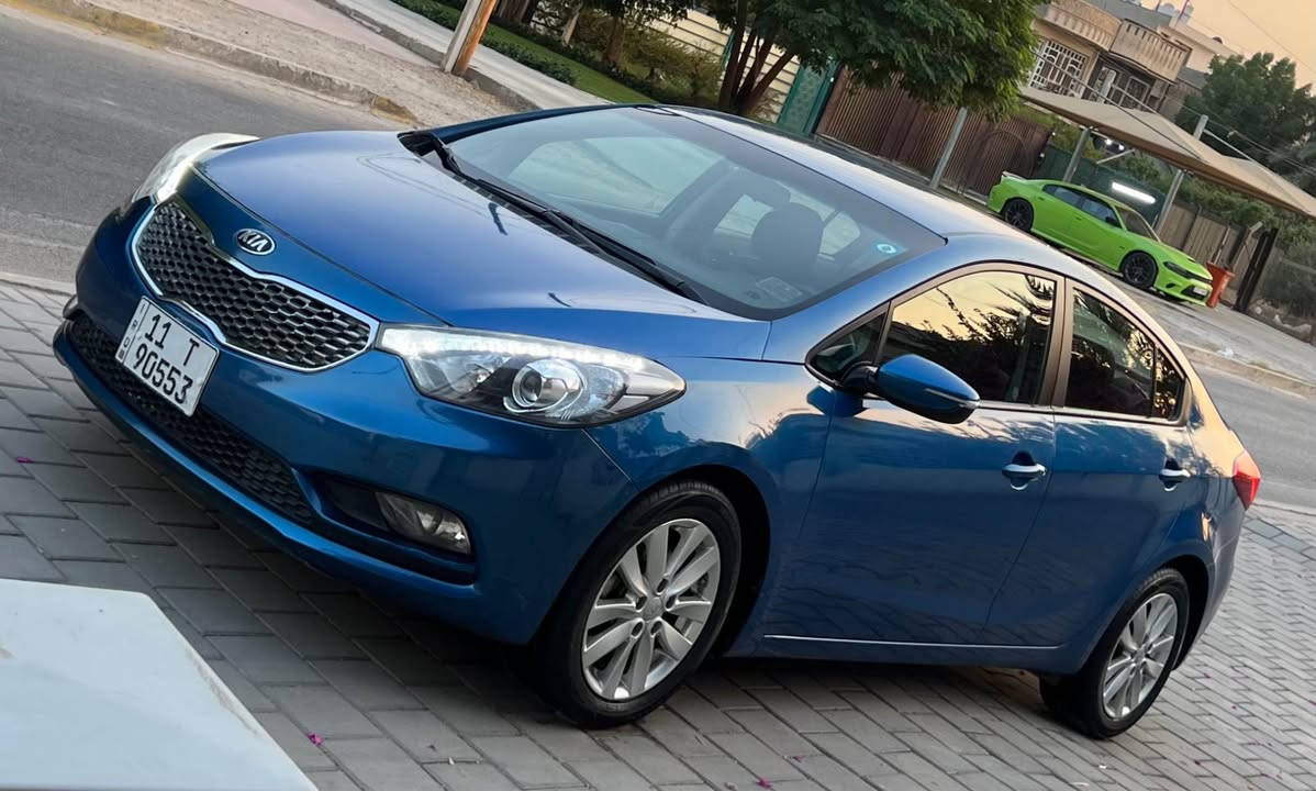 سلام عليكم من رخصت الادمن للبيع فقط

السعر 98 ورقه مجال جدا بسيط رقمي ***********

مكاني بغداد العامريه 

كيا فورتي موديل 2015 امريكي / ماشيه 80 ميل

مواصفات عاديه

محرك 1800 مكفوله من كل شي حته بدون فتح

حادث جاملغ وبنيد جدا بسيط بدون دواخل

كير محرك تبريد صدر تايرات كله مكفوله بغداد, العراق
