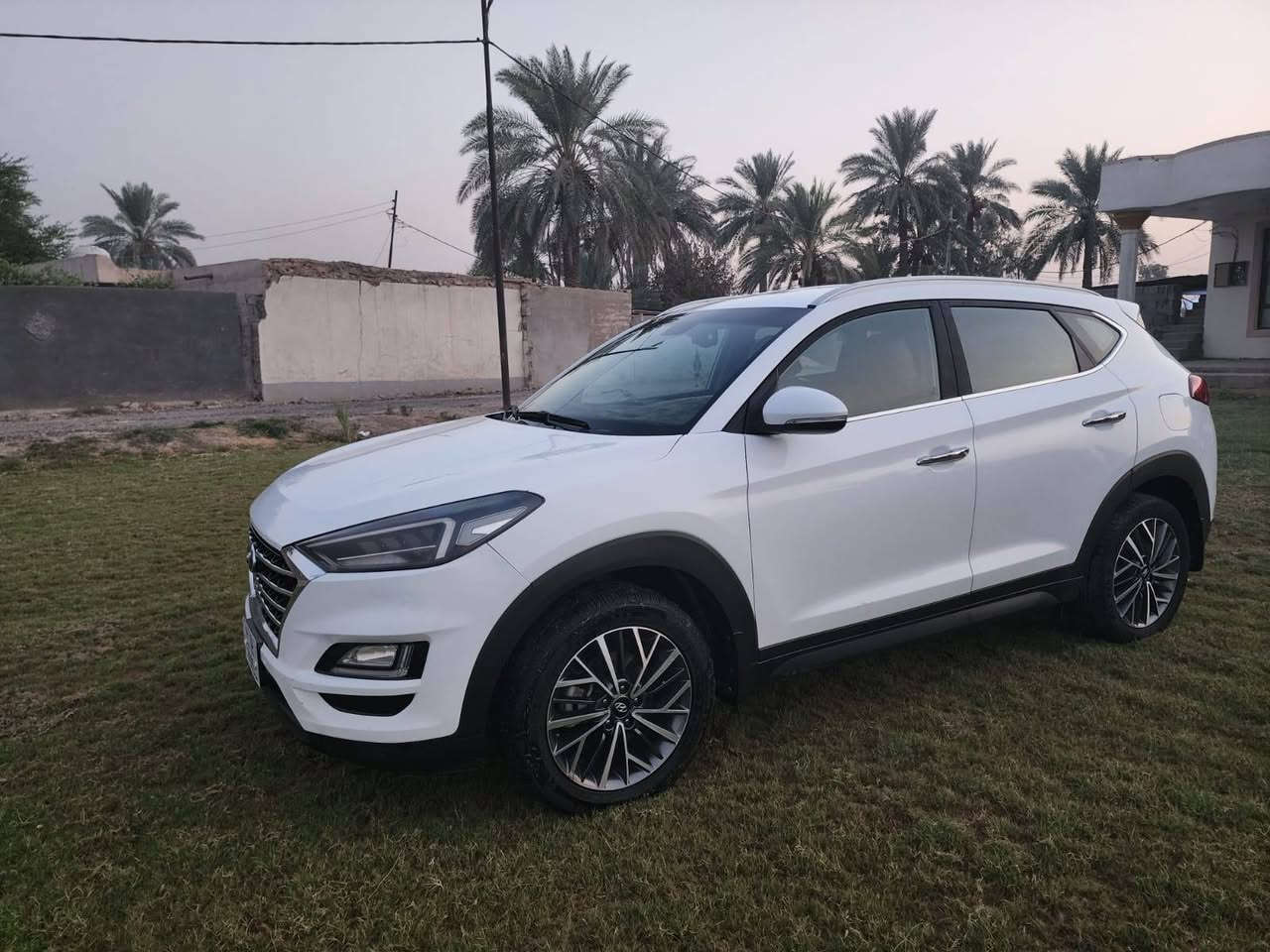 سلام عليكم توكسان 2019 خليجي مكفوله رقم بغداد دولي بسمي محرك 2000 دوش كير ومكينه كفاله وبلادي حداديه جديده تخم تاير جديد مواصفات السياره
بصمه
كشنات جلد كهربائيه
شاشه عطالات
كامره
حساس خلفي
مري شفط عند التقفيل
مكان السياره بابل
الاستفسار اتصال
***********

