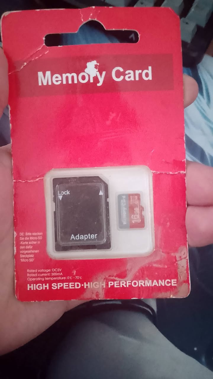 للبيع Memory card
مامفتوح 
سعر 10لاف 
***********
 16g
