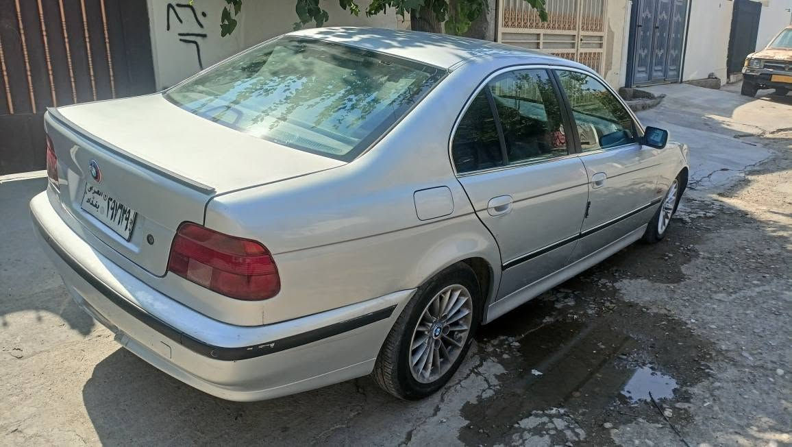 بیم سقەر مودیل 1997...

 بە شەرتی گیر مە کینە...

تە برید لە سەر سویج ...،
تا بلیجوان ماوە تەوە هه ل کیراوە
185هه زار حقیقی ڕۆشتووە...
هه موشتی کی لە سەر شە ریکە ماوە تەوە  ....
ئارم  بە شەرت ...

سعری تە نیا 50گلا  مجالی کەم

***********   رقم تلفون 
***********    رقم تلفون السليمانية, العراق
