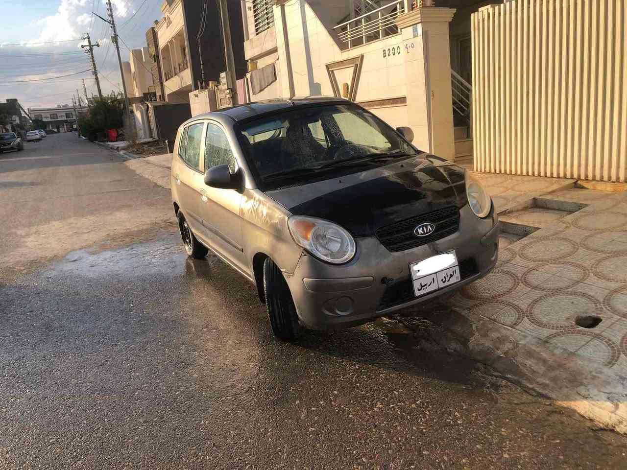 سلاو
كييا  picanto 
مؤديل 2008 نفطي صالوني
كير   ئوتوماتيك 
سه نه وي ساليكه به سه رجوه 
تبريدو كاره باياتي و كيرو مه كينه و ته قه و ره قه ي مه زبوته 
سعري 60وه ره قه و معامه له كي كه م 
***********فايبر
*********** أربيل, العراق
