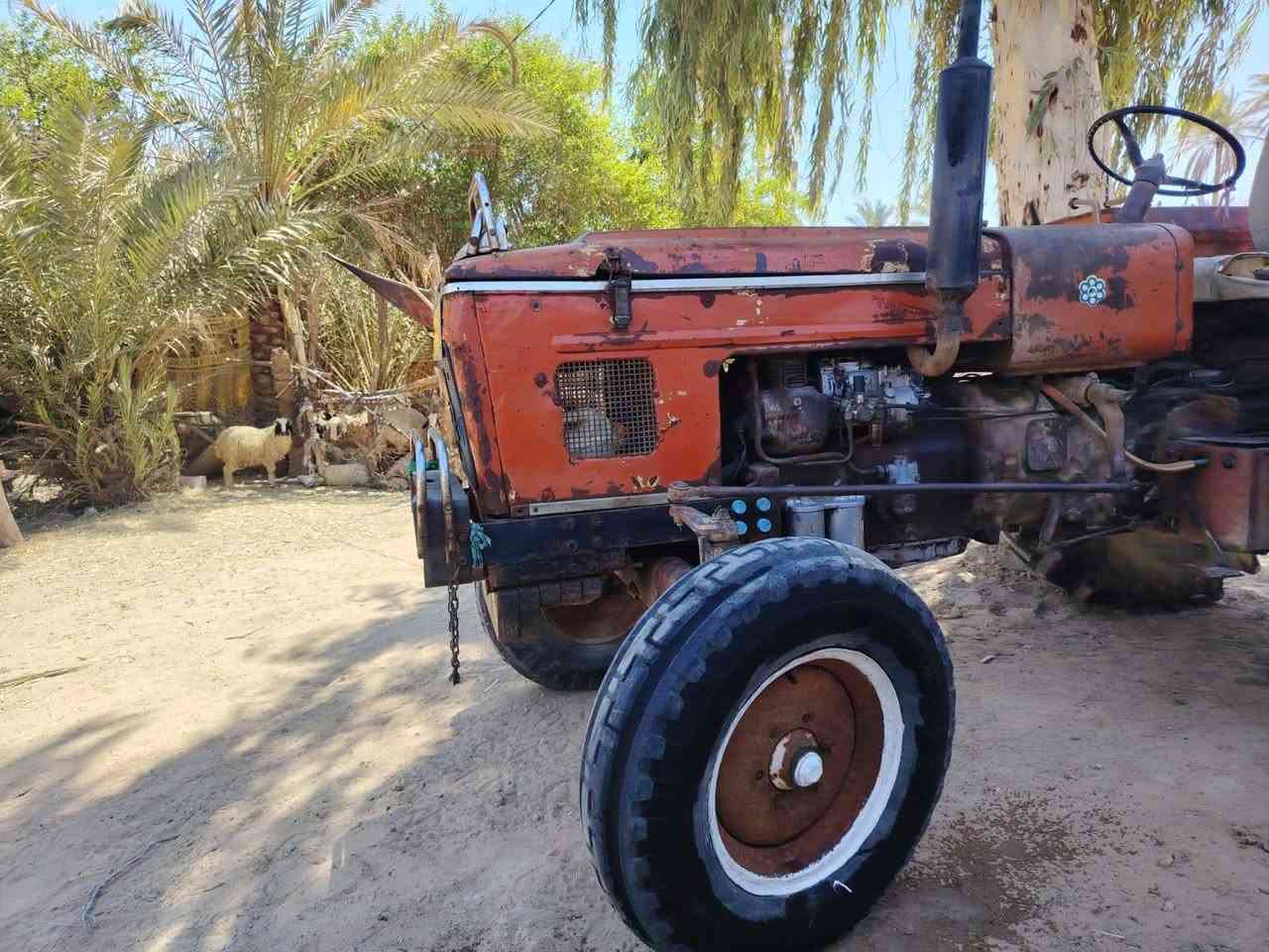 سلام عليكم مكينه عنتر البيع موديل83مكينة بدون مداور جاهز من كير وبم ومحرك وجهاز رفع وباتري جديد وبريك  مكينه نكرة سلف السعر 3500 وبيهة مجال لاتصال على رقم مكان ديوانية غماس***********
