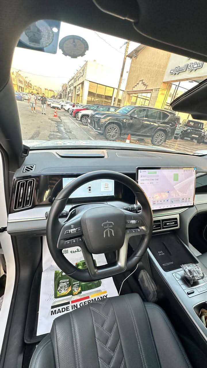 BYD سونك ال فلاك شب 2025
ماشيه 9 الكلي
13 كامرا
اوتو بارك 
كامرا بل تكمه
تدفئه وتبريد مقاعد ومقود
جنطه كهرباء 
كشنات ثنين كهرباء
بانوراما
اعلى مواصفات بل سونك ال
العنوان بغداد البياع معرض امجد الحسني
***********

