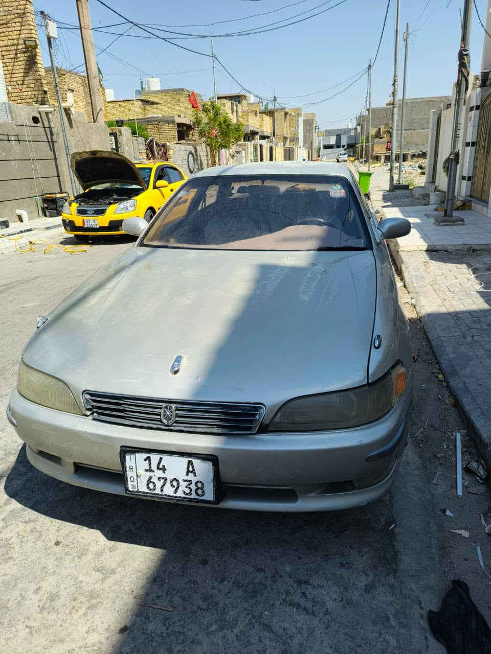 مارك نفخ  موديل 1993 
رقم بصره دولي بسمي تحويل ثاني يوم

تخم وياله وتابرات جدد ستوني شادهن 

صدر امامي وخلفي جدد 

مكينه وكير كفاله من كلشي 

بيها ونجي مكفول شرط

منظومه تبريد شرط ثلج 

مكفوله من كص ونقل جثه 

مصبوغه جكم قطعه  فقط الجماليه 

سستم سماعات وشاشه اندرويد كامله 

السعر 47 وبيها مجال الطيبين 

مكاني واسط الكوت ***********
