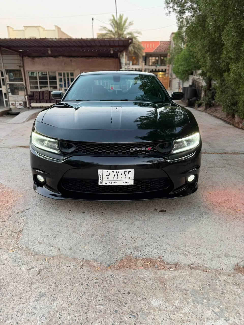السلام عليكم
جارجر SXT 2018 

ماشيه / 86 الف

حادث / بنيد  فقط كفالة شاصي ولغد وبيها كلير جاملغ خلفي ايسر من امريكا

* محرك 3.6 v6

* دعم Apple CarPlay وAndroid Auto.

* كشنات حضن كهربائيه

* تدفئة كشنات 

* تشغيل السيارة عن بُعد (Remote Start).

* كاميرا خلفية دواره

- تبريد قطعتين

-حساسات خلفيه

مكان السيارة / بغداد السيدية السعر 185 وبيها مجال بسيط

للاستفسار  ***********
