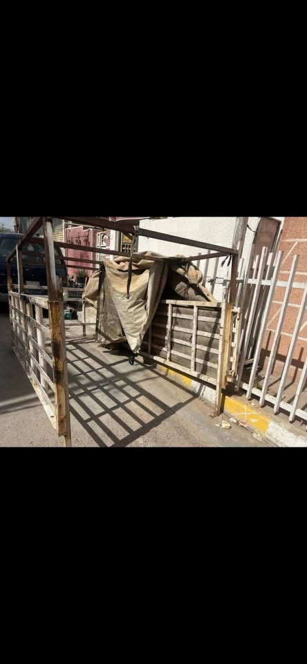 سلام عليكم محجر مال نثيه للبيع مكاني حي بتول السعر 150 وبيه مجال رقم*********** وتساب فقط
