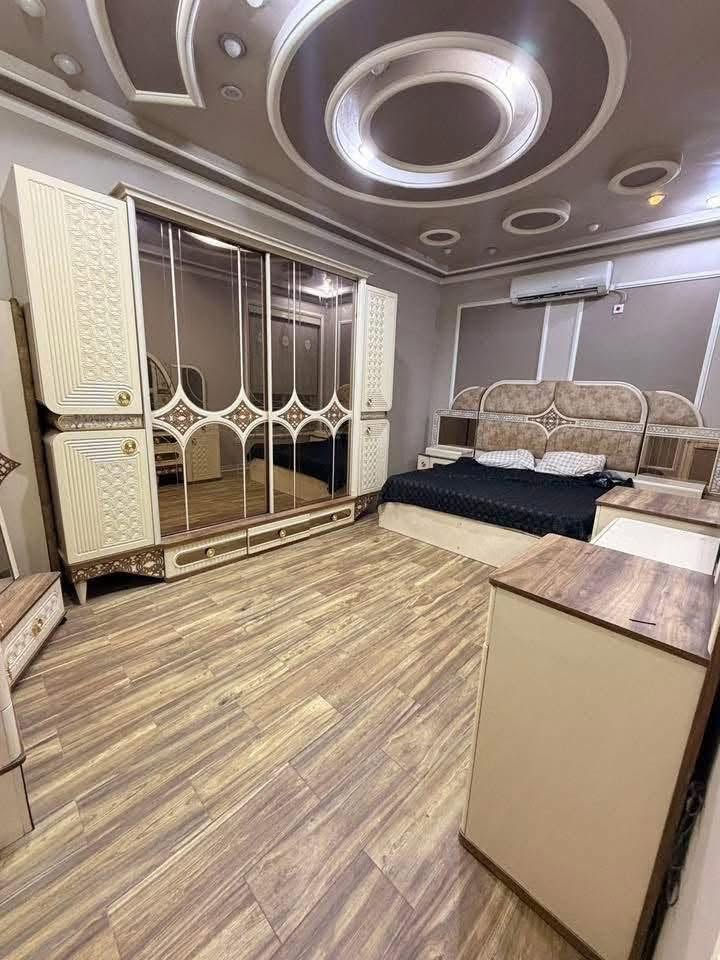 شقه مؤثثه للايجار طابق ارضي 🏛️💎
مساحتها 120 متر

تحتوي على غرفة نوم وصاله مطبخ خدمات وكراج

عنوان الشقه السيديه 📍🏛️

للاستفسار ☎️***********محمد البدري

مكتب الراشد للتطوير العقاري🏗️🏢
