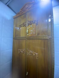 كنتور بابين • ٢٫٢٠م ارتفاع • الشعب