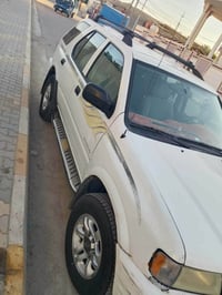 ٢٠٠٤ • ٣٢٠٠ ٦سلندر • كير اوتو
