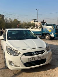 للبيع اكسنت 2016 خليجي مكفوله ماعنده هلال جاملغ خلفي صبغ فقط سياره فول...