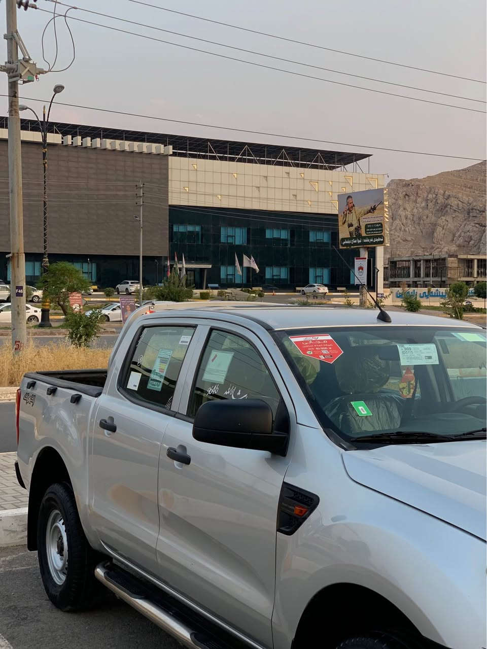 فۆرد رەنجەر مۆدێل ٢٠١٣ گاز دەبڵ اکسل مەکینە گاز انجکتەر گێرو مەکینەی نەکراوەتەوە   بێ مەسرەف دوپەڵای بۆیاخە هەموو گیانی بەشەرت سەنوی تا ٢٠٣١ تازەییە رەقەم کەرکوک تەحویل و هەمو شتی بەشەرت نرخی ١١٠ گەڵاو مەجال *********** رانية, السليمانية
