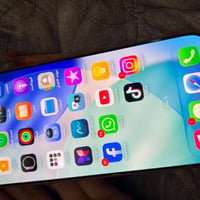 ايفون ١٧ برو ماكس • ٢٥٦ • بطارية ٩٧