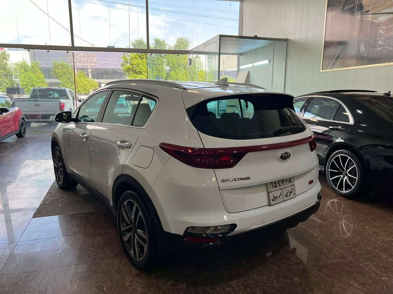 KIA SPORTAGE 

موديل: 2021
وارد: خليجي 10پارچة
رؤيشتن: 132,000كم
نرخ: 15,000$
مؤبايل📞: ***********
***********
ناونيشان:هةولير _معرض هاشم للسيارات 
شةقامي ١٠٠م بةرامبةر دائيرةي گمرگ سيارات

‏HASHM_FOR_CARS___هاشم للسيارات 

موديل: 2021
وارد: خليجي
ماشي: 132,000كم
السعر: 15,000$
تلفون📞: ***********
***********
العنوان:اربيل _معرض هاشم للسيارات 
شارع ١٠٠م مقابل دائرة كمرك سيارات 

‏HASHM_FOR_CARS___هاشم للسيارات
