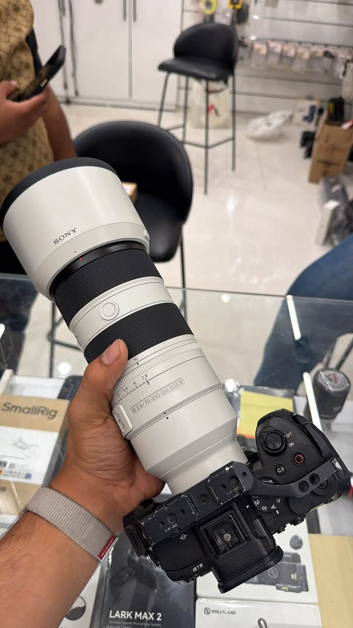 للبيع عدسة 70-200g ماستر إصدار الثاني استخدام شهر نضافه 100/100 تجي وتشوف سعره مليونين و٣٥٠
2350 

***********
