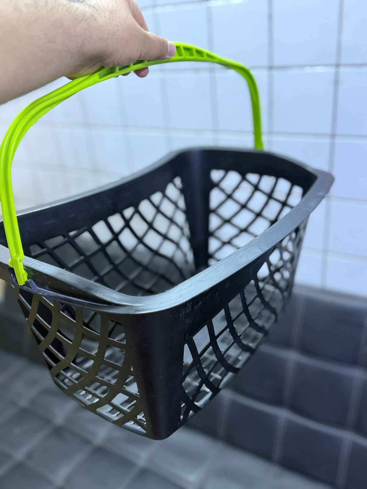عندي ديكور للبيع مستعجل ع ببيع عندي كميه
مستخدم شي كلش بسيط الله شاهد كلش نظيف 

 كلمن وسعره. والأسعار معروفه بل سوك مالتهم.  

الاستفسار ***********

عنواني بغداد السيديه قرب تقاطع درويش راسلوني واتساب فقط شراي
