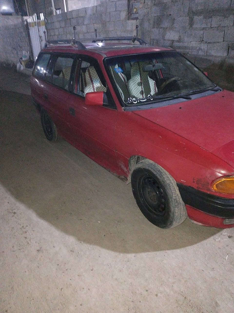 اوبل استرا ستيشن سياره للبيع كير اوتو موديل 97رقم دوالي الانبار سعر 28  بيع مستعجل  تحويل مباشر ***********
