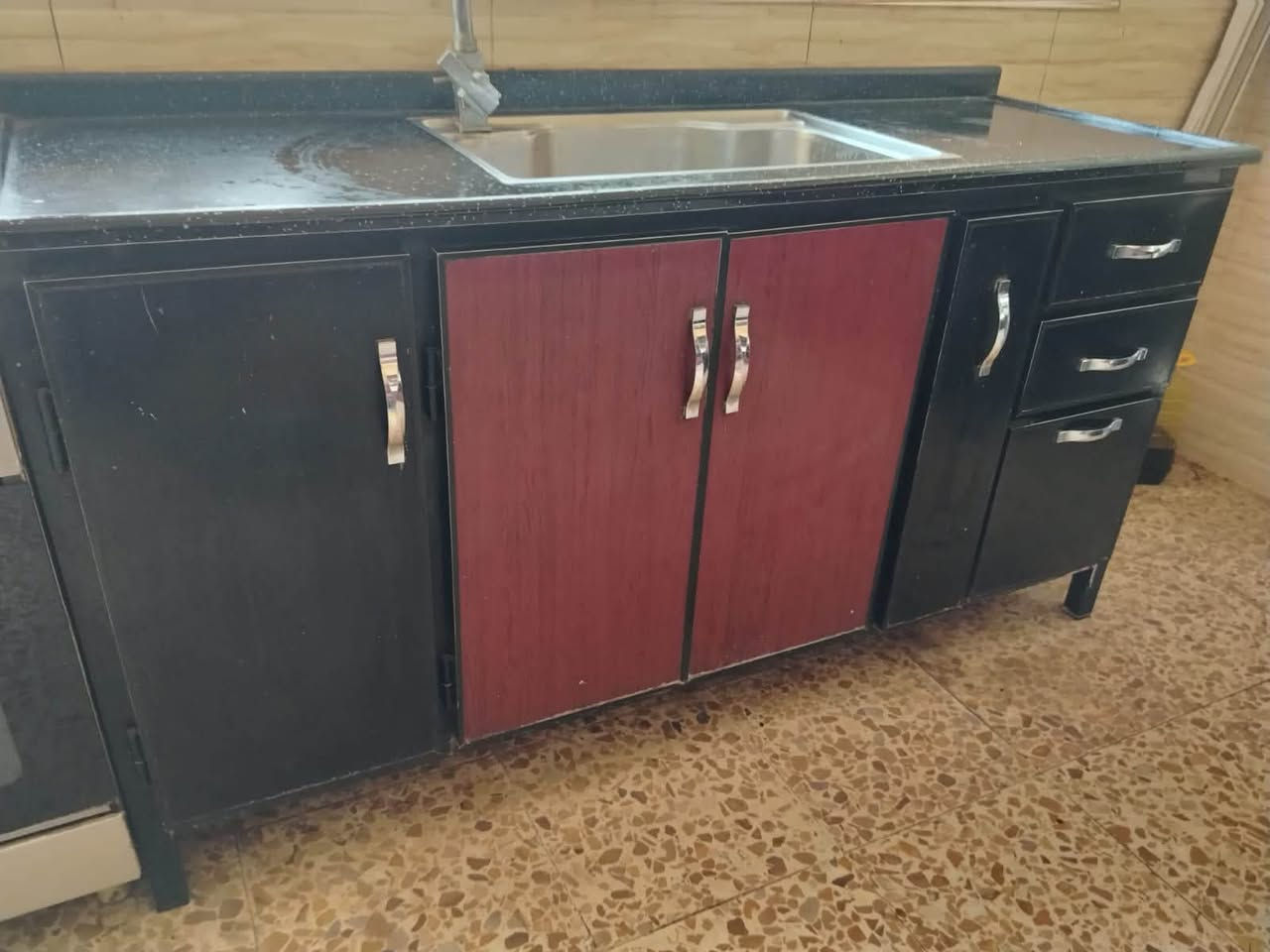 للبيع بغداد الشعلة  السعر ٤٥٠ للاستفسار ***********
