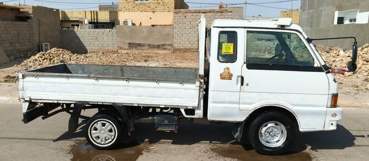 السلام عليكم كيه للبيع موديل 93 رقم واسط بسمي هزه وسنويه 2030 كير مكينه شاصي نضيف باور حداديه جديد دوشمه كامله كهربيات شقاله جاهزه المكان واسط قضاء الحي السعر 40 الشراي يتصل ***********
