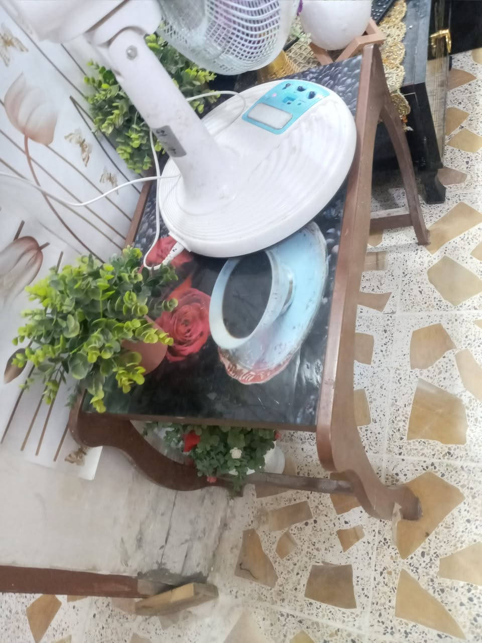 الاتصال على الرقم الشخص مستعجلين علبعتهن ***********
