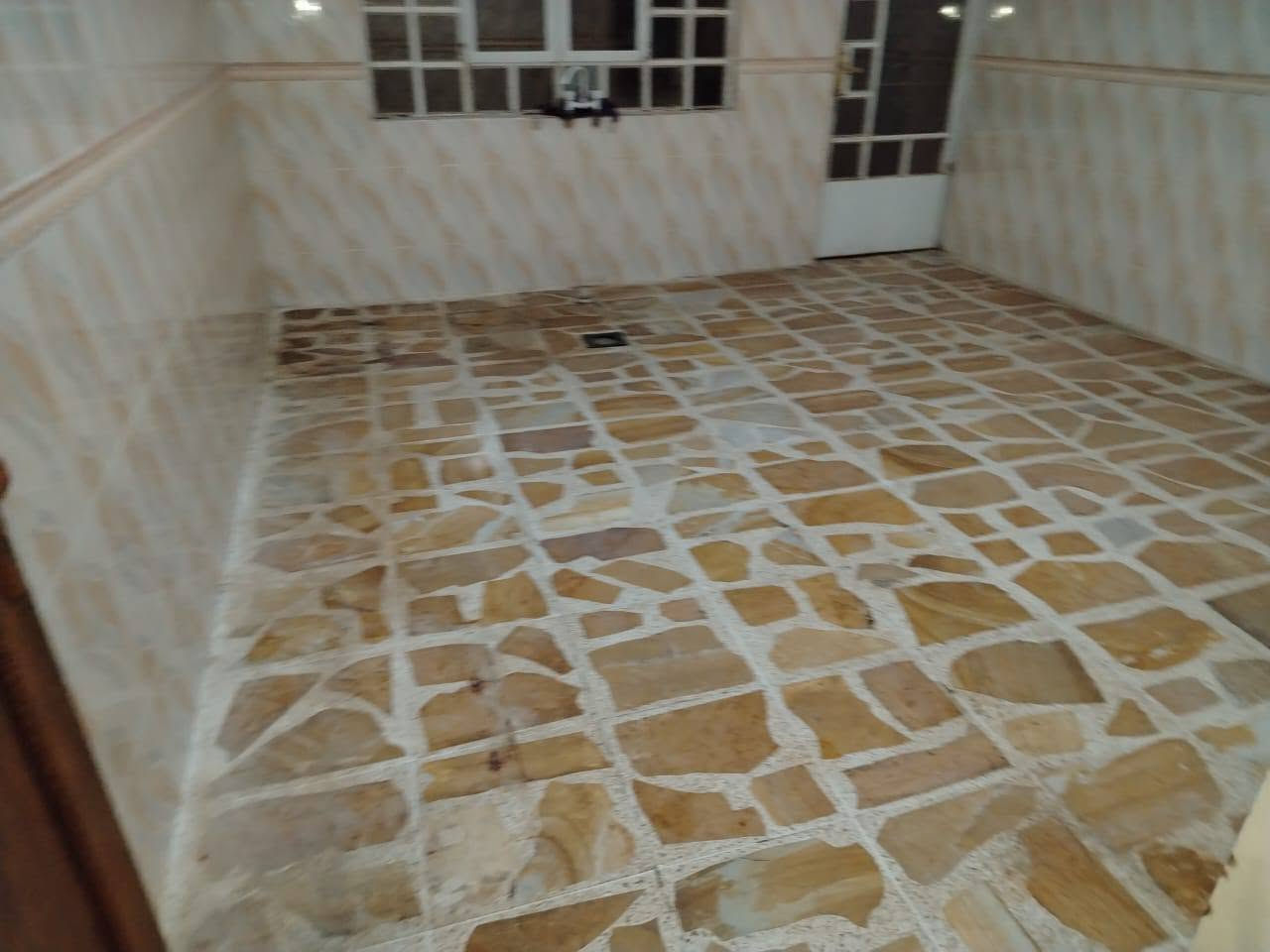 سند زراعي • ٦٢٠م • طابق ونص