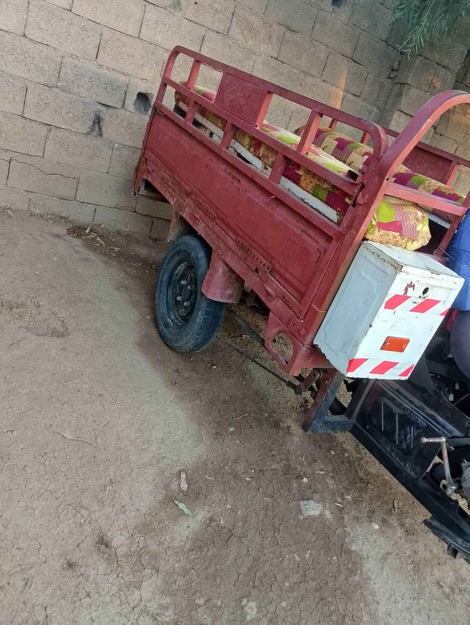 السلام عليكم ستوته ام الطير ستوته بدون اوراق نضيفه شوفت عينك للبيع المكان اديالى ناحيه السلام رقم ***********
