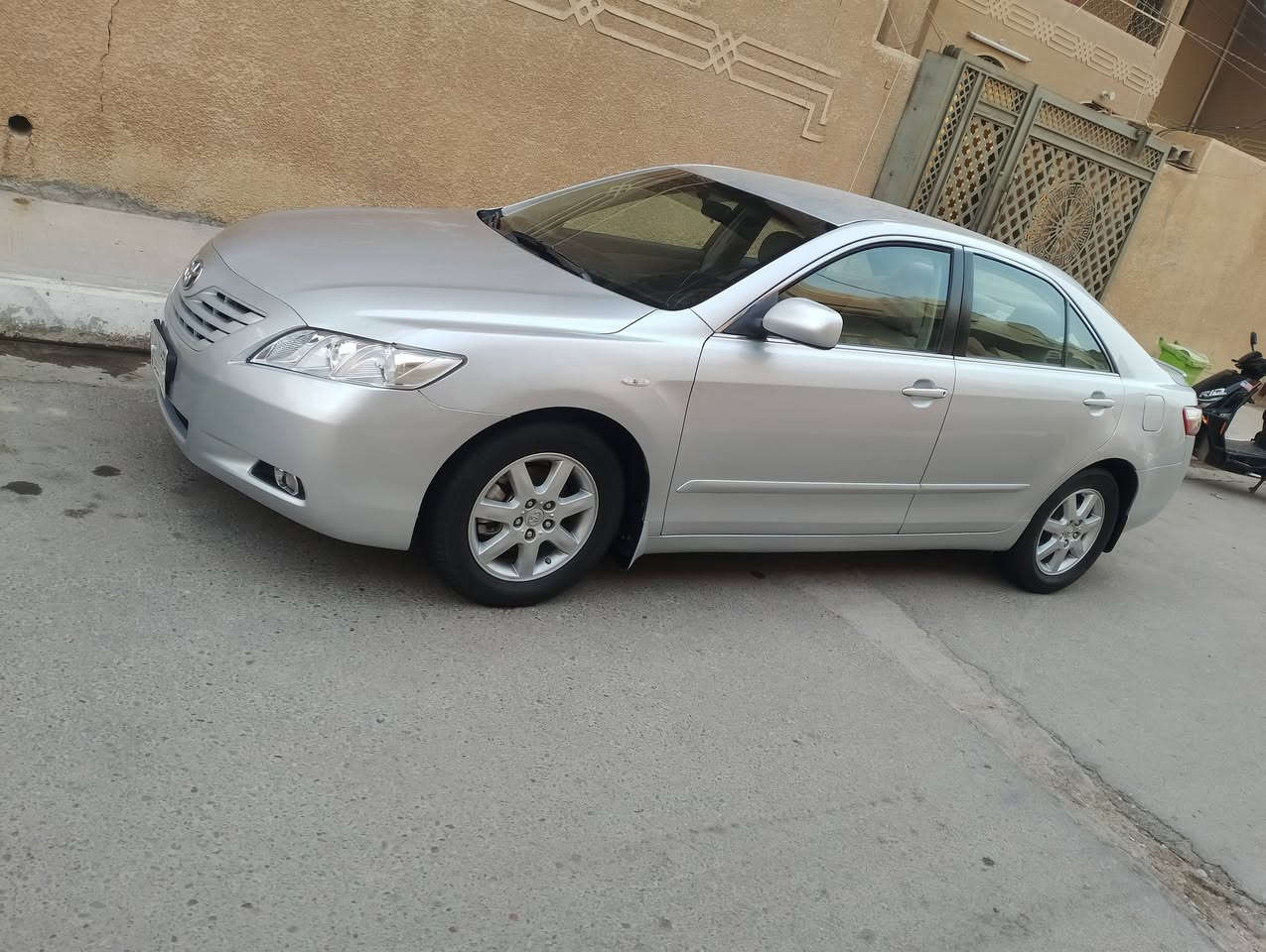 كامري ٢٤٠٠ • ٢٠٠٨ • فلوجه