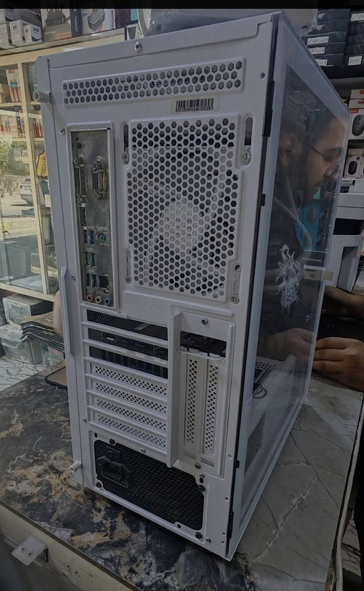 كرت 5060 • R7 3700x • رام 32GB ٣٢٠٠