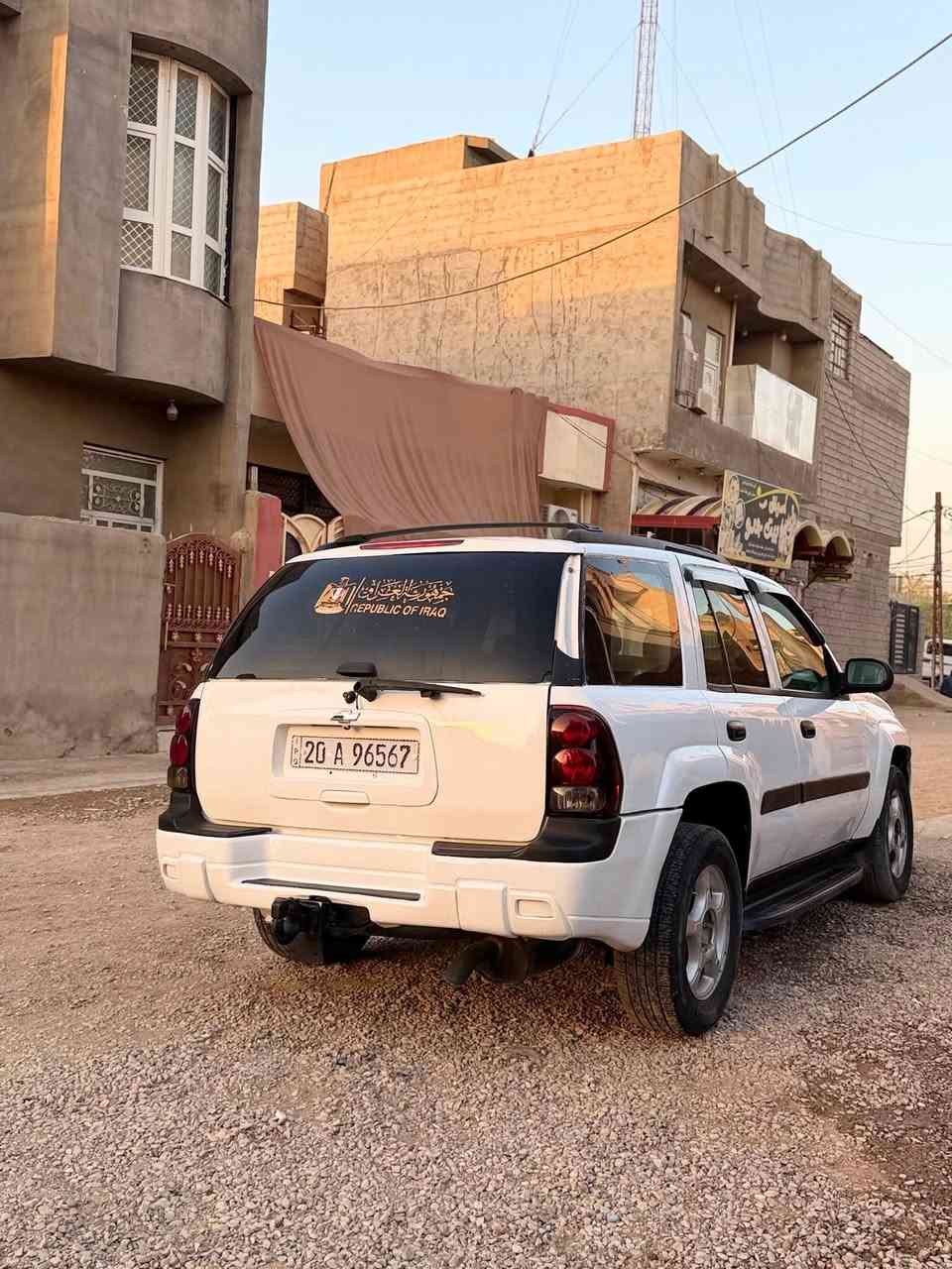 بلايزر ٢٠٠٥ رقم ديالى انكليزي سنويه لل ٢٠٣٠
كير محرك جديد شرط 
منظومه غاز كامله مابيه اي نقص 
صدر جديد امامي خلفي 
تخم تايرات مصبوغه عام للجماليه بدون حادث ولا ضربه 
تبريد ثلج السياره جاهزه مابيه اي نقص 
مكان السياره ديالى بعقوبه *********** 
السعر ٦٨ ورقه بيه مجال للشراي
