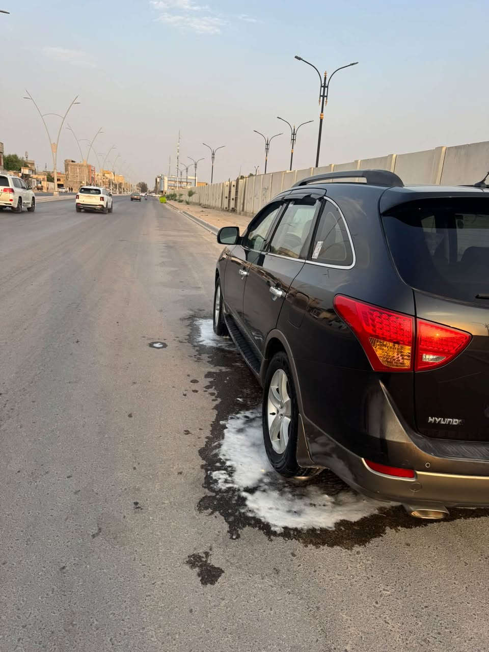 السلام عليكم

هيونداي فيركروز ٢٠٠٩ محرك ٣٨٠٠ اللون اسود خليجي سيارة جاهزة الفور ويل ملغي 

تخم تاير

باتري جديد

تبريد

جنطه كهرباء شفط 

محرك وكير خير من الله

دوشمة جديدة

رقم شمالي

تريد تحويل تريد وكالة

السعر ١١٥ $

العنوان البصرة الزبير 

📞 ***********
