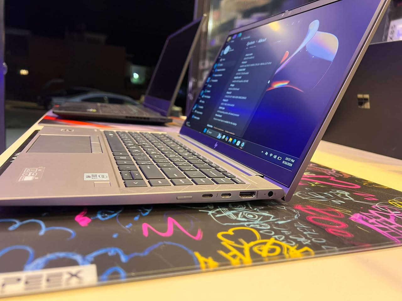 السعر: 375,000 د.ع فقط (قفل)
رقم:*********** WhatsApp 

💻 لابتوب الأعمال والأداء الراقي (HP ZBook Firefly 14 G7) 💼
جهاز أنيق، خفيف الوزن، وبعملية وسرعة ممتازة تناسب الدراسات، العمل المؤسسي، البرمجة، والتصفح اليومي.
⚙️ المواصفات التقنية:
 المعالج (CPU): Intel Core i5-10310U (سريع وعملي)
 الذاكرة العشوائية (RAM): 8 جيجابايت
 التخزين (Storage): هارد SSD سريع بمساحة 256 جيجابايت 
 كرت الشاشة (Graphics): Intel UHD Graphics
 الشاشة: حجم 14 fhd إنش عملية ومثالية للحمل والنقل

الضمان: ضمان حقيقي لمدة شهر كامل لسلامة جهازك
 الهدايا: جنطة + ماوس هدية مع الجهاز 🎒🖱️
 التوصيل: متوفر توصيل لباب البيت بـ 5,000 دينار فقط

نص مكتوب في الصور:
- System > About
- Device name
- DESKTOP-64SRHTG
- Processor
- Intel(R) Core(TM) i5-10310U CPU @ 1.70GHz (2.21 GHz)
- Installed RAM
- 8.00 GB (7.78 GB usable)
- Graphics card
- Intel(R) UHD Graphics (128 MB)
- Storage
- 48 GB of 238 GB used
- Device ID
- C7A4527B-51F7-4985-838B-1998E20984C6
- Product ID
- 00355-79832-84118-AAOEM
- System type
- 64-bit operating system, x64-based processor
- Pen and touch
- No pen or touch input is available for this display