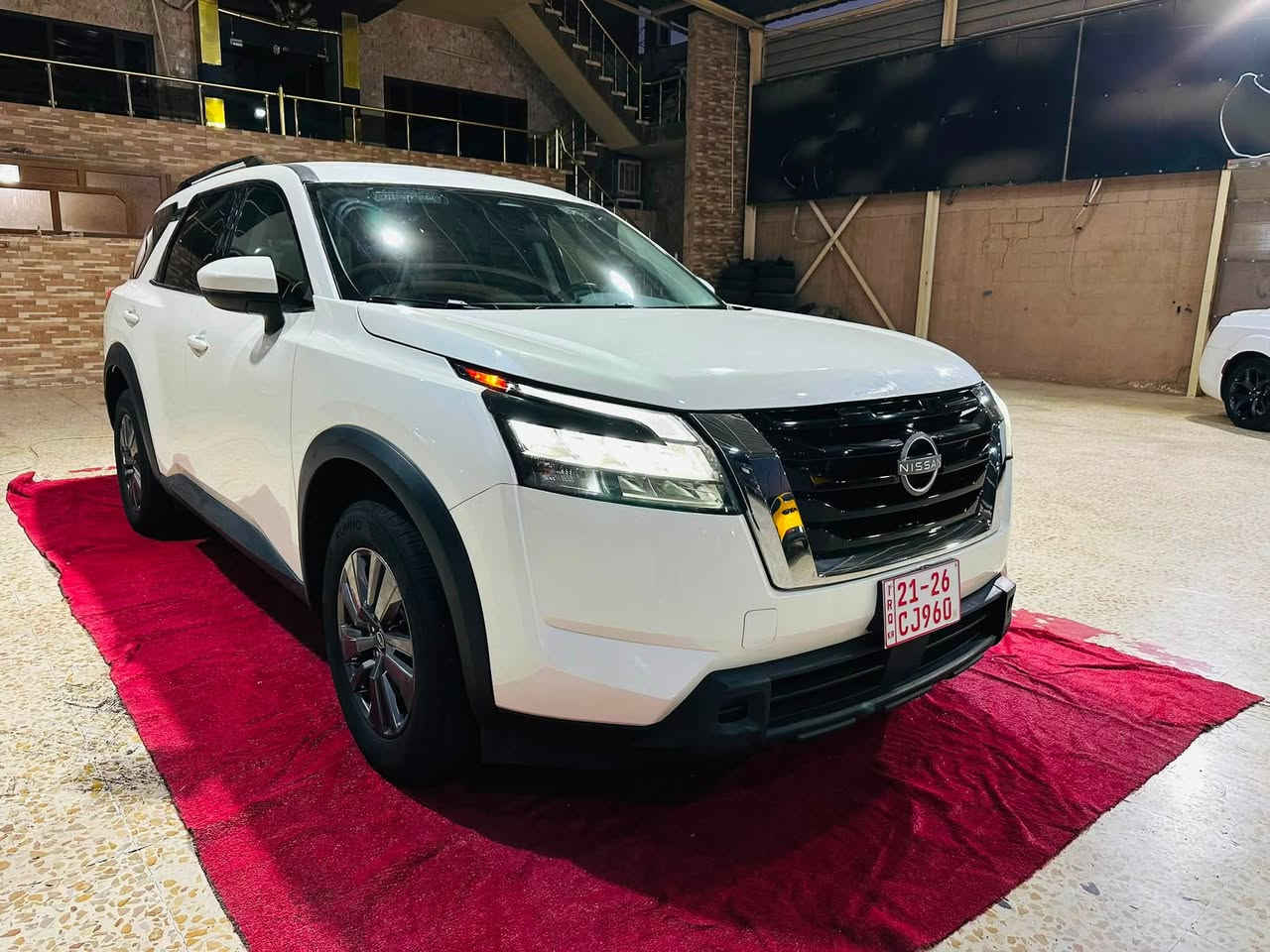 🔊(فرع كركوك) 

📌 Nissan Pathfinder 2024 SV 📌

♂️عداد المسافة 10.000 mile 

💵 (السعر/25000 $) 

♦️(السيارة رقم كاتي تترقم اربيل - سليمانيه- دهوك)  

♦️المواصفات :

بصمة تشغيل
بصمة ابواب
تشغيل عن بعد(Remote Start)   
رادار امامي (تحديد مسار)
رادار جانبي (نقاط عمياء)
رادار خلفي (تحذير من الاصطدام)
حساسات ا+ خلفية 
كشنات جلد
كشنات تدفئة 
كشن خلفي متصل 
تبريد قطعتين لمس 
تحكم وضعيات القيادة...Drive Modes 
اوتو ستارت Auto Start 
اوتو ستوب Auto Stop
شفتات استيرن 
هيتر استيرن
Apple Car Play
Android Auto 
هاند بريك بصمة
اوتو هولد Auto Hold
مانع انزلاق+ABS
شاشة كبيرة لمس+كاميرا
منافذ AUX+USB
وبقية المواصفات المعروفة

♦️(العنوان/كركوك شارع المعارض)
                  - - - - - - - - - - - - - - - -

♦️ للاتصال/

***********
***********
