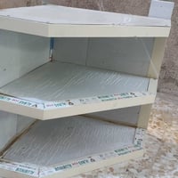 رف زاوية • للبيع