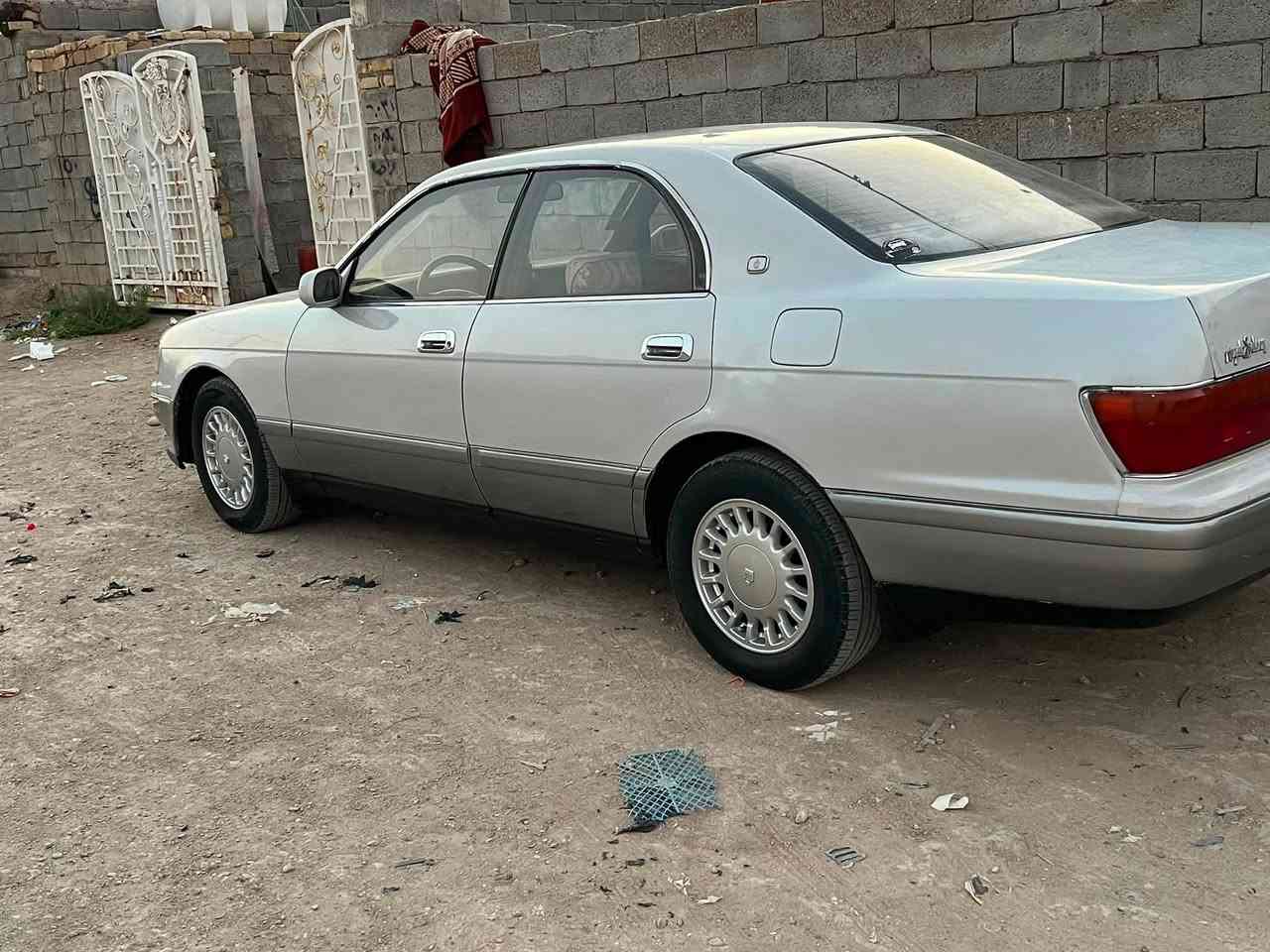 سياره بطه موديل 93لون لولوي مكفوله كص ونقل جثه مكينه وكير واكسل سنويه 2030كداديه تخم تاير تحويل ثاني يوم سياره مصبوقه جاملقات ثنين وبنيد جماليه سعر 63 وبيه مجال العنوان واسط رقم الهاتف ***********.  *********** مكلف بلنشر مارد عل خاص
