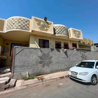 قرب جامع البنك • ٢١٠م • ٣ غرف