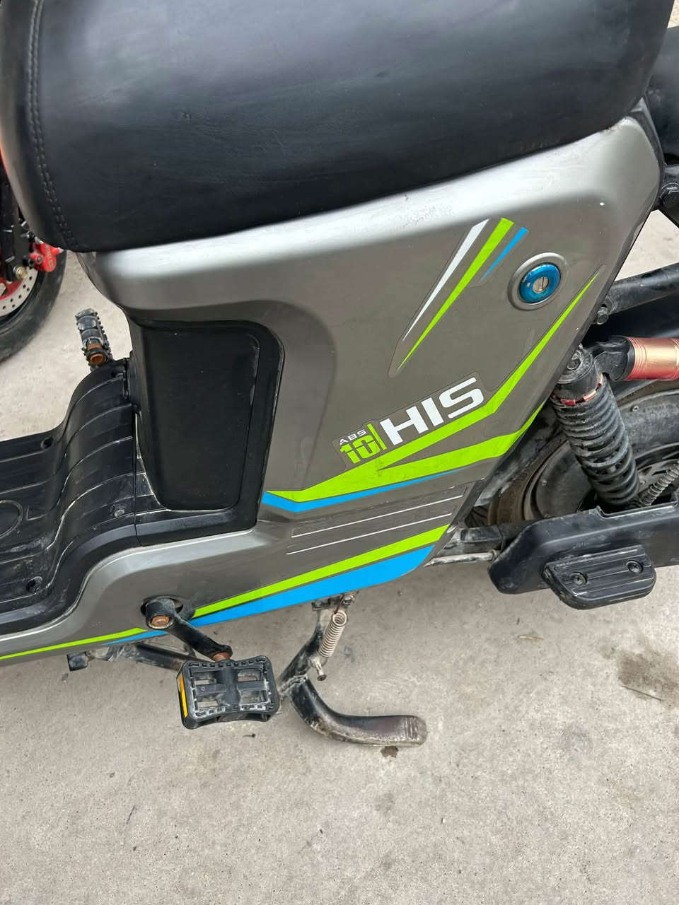 HIS • بطارية A+ ٥ • أربع سرعات